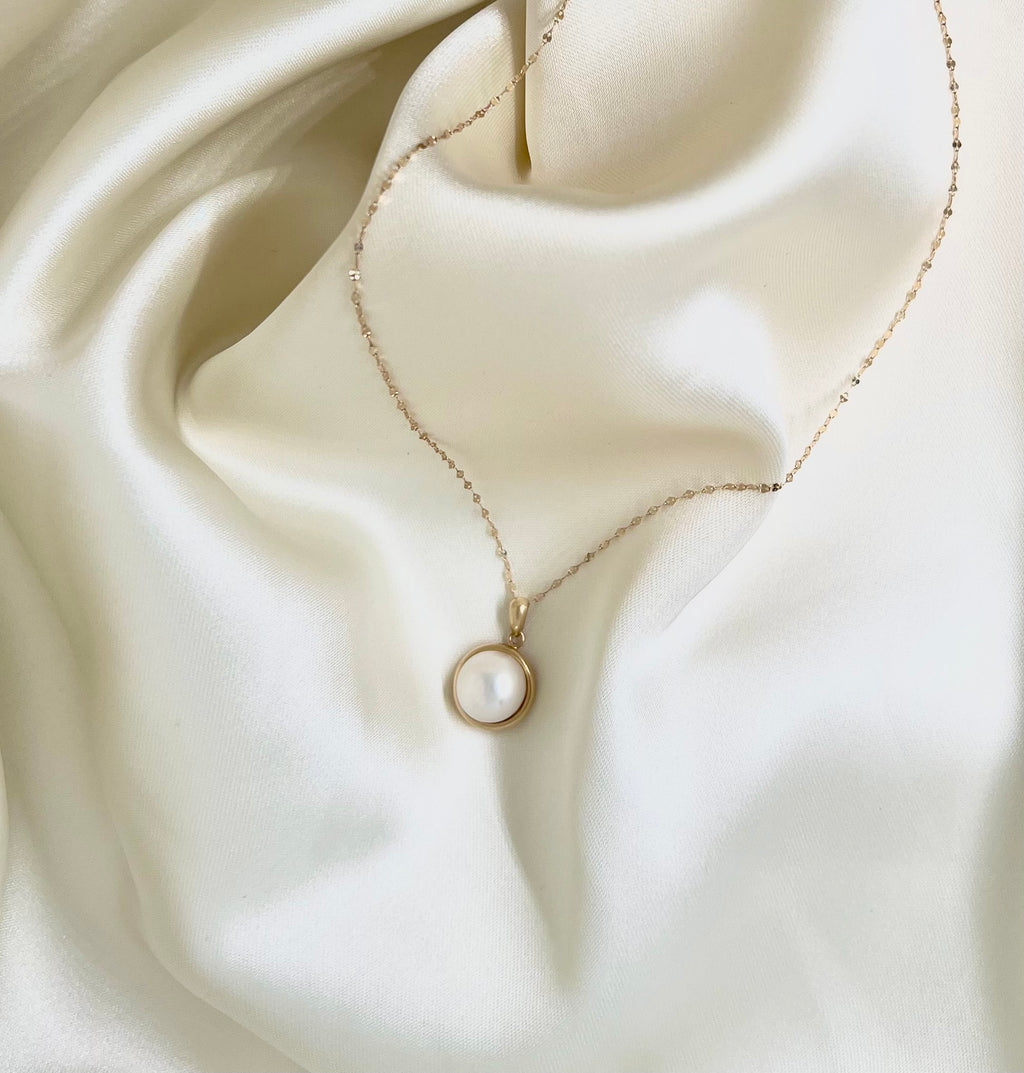 ✨ 14K Solid Gold Freshwater Pearl Necklace✨