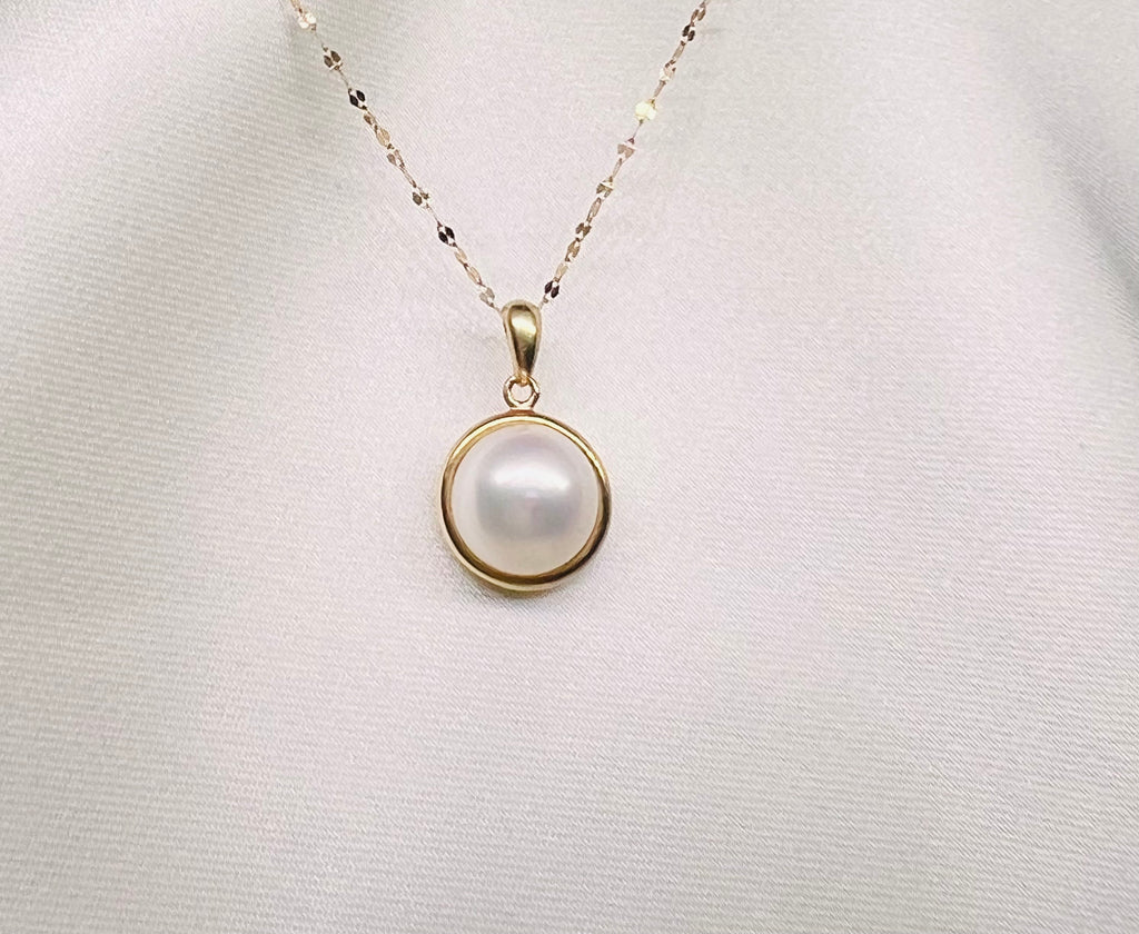 ✨ 14K Solid Gold Freshwater Pearl Necklace✨